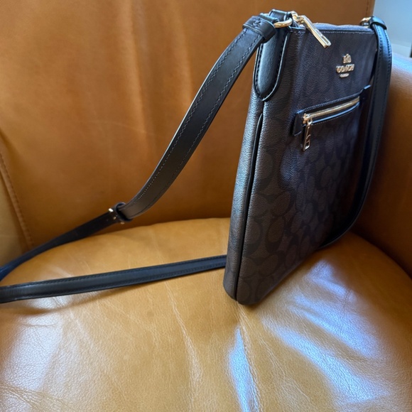 Coach Messenger Crossbody Bag, Brown with Gold details and zippers - Picture 3 of 5